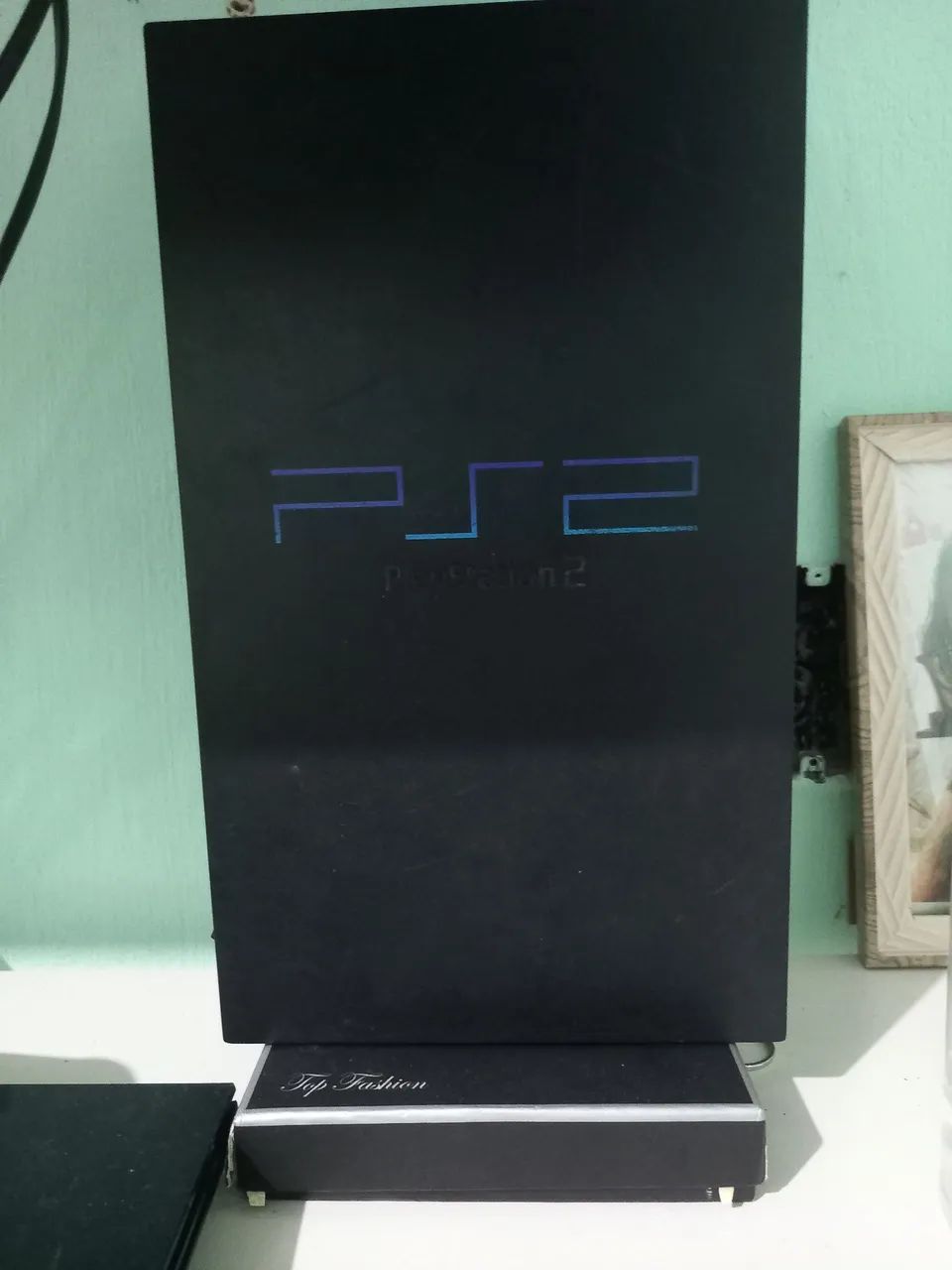 PLAYSTATION 2 FAT TOP BAIXEI PRA DESAPEGAR. 