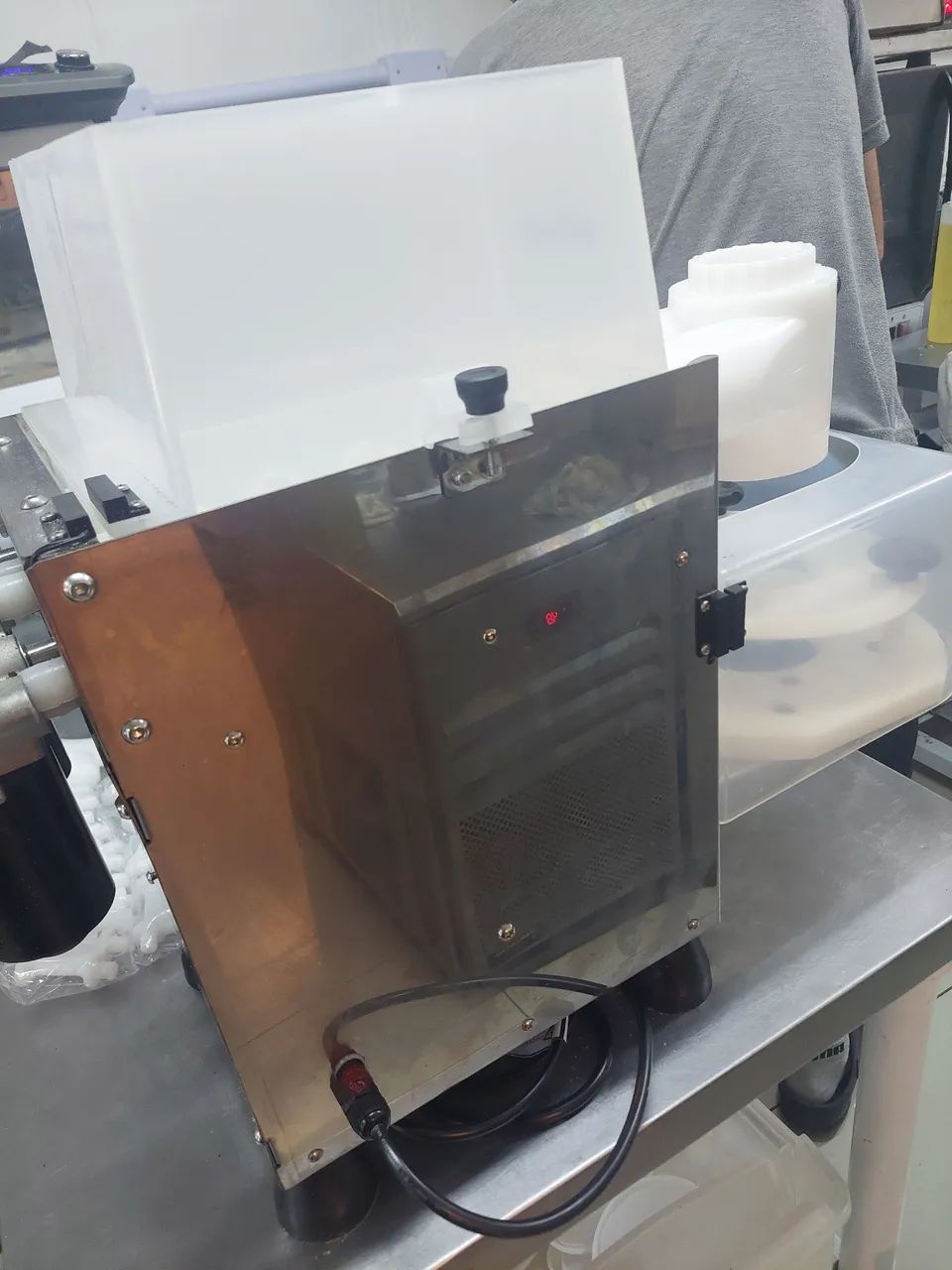 Maquina de salgados modeladora - Foto 4