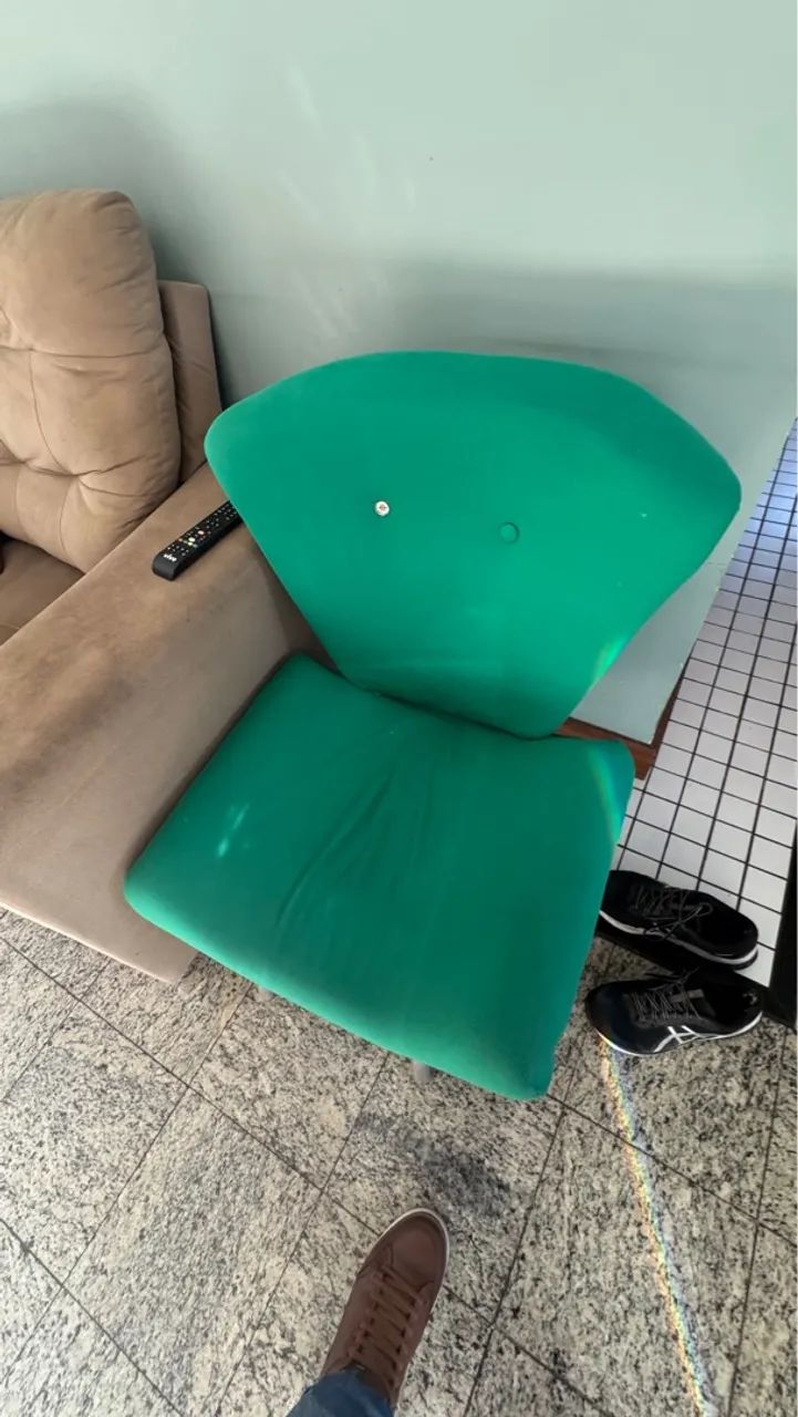 Poltrona verde confortável