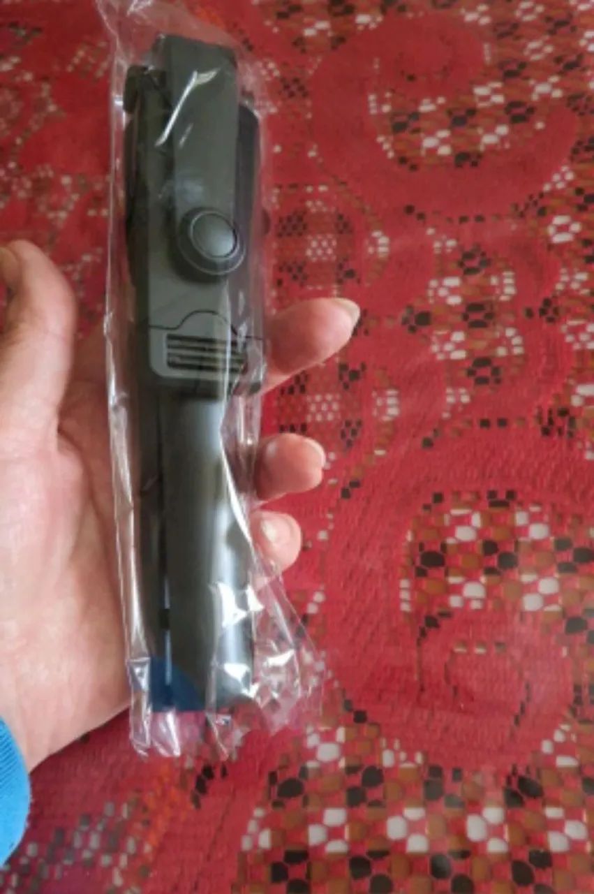 Bastão pau selfie retrátil Bluetooth para celular  - Foto 3