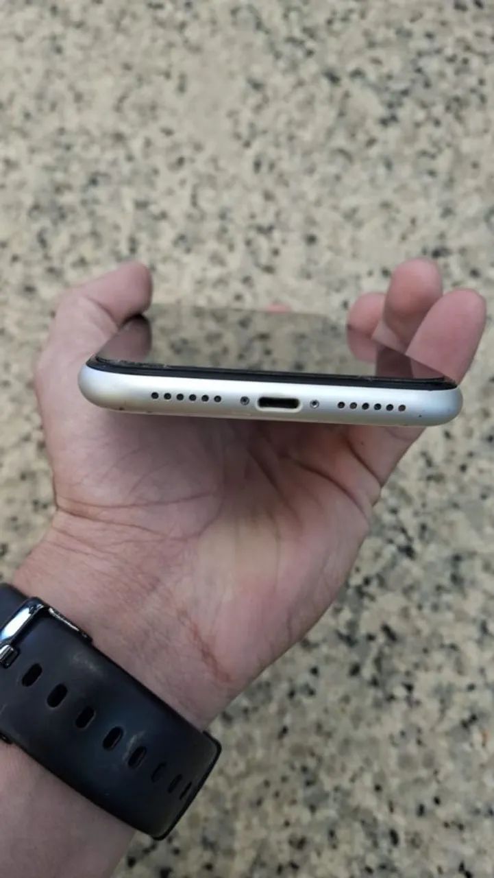 Iphone 11 - 64GB | Branco - Foto 5