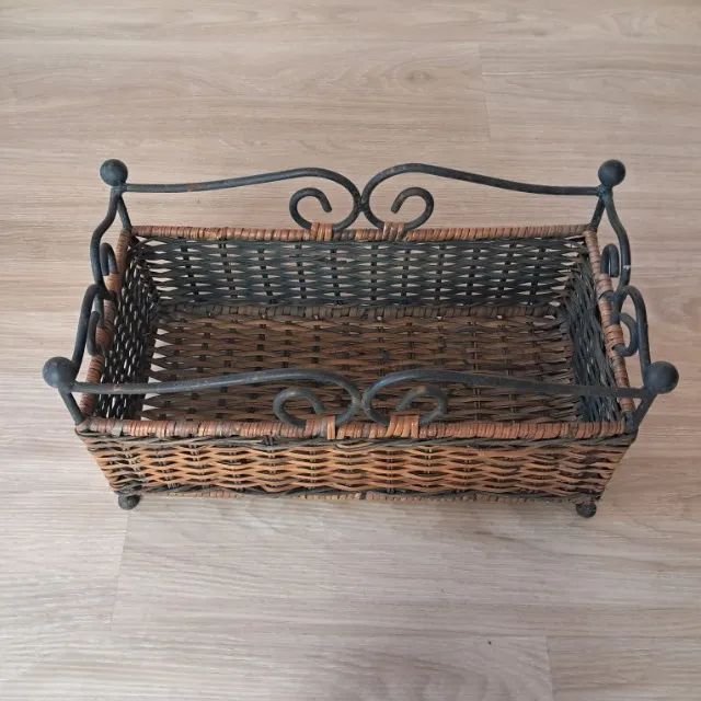Cachepot  Vime e Ferro - Estilo Floreira - Kit com 3 Peças - Foto 4