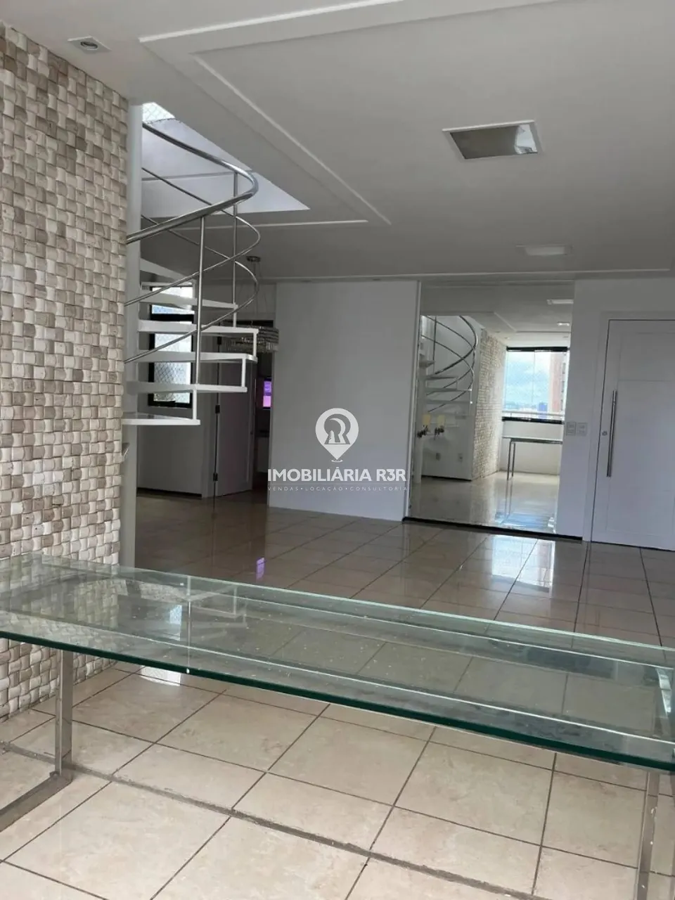 APARTAMENTO - BAIRRO JÓQUEI, ZONA LESTE
