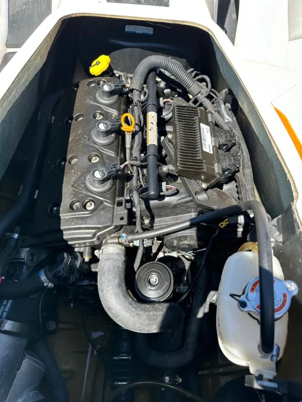 Jet Ski BRP Sea-Doo GTI 130 - Ano 2012 (Branco e Laranja) 41 Horas - Foto 3