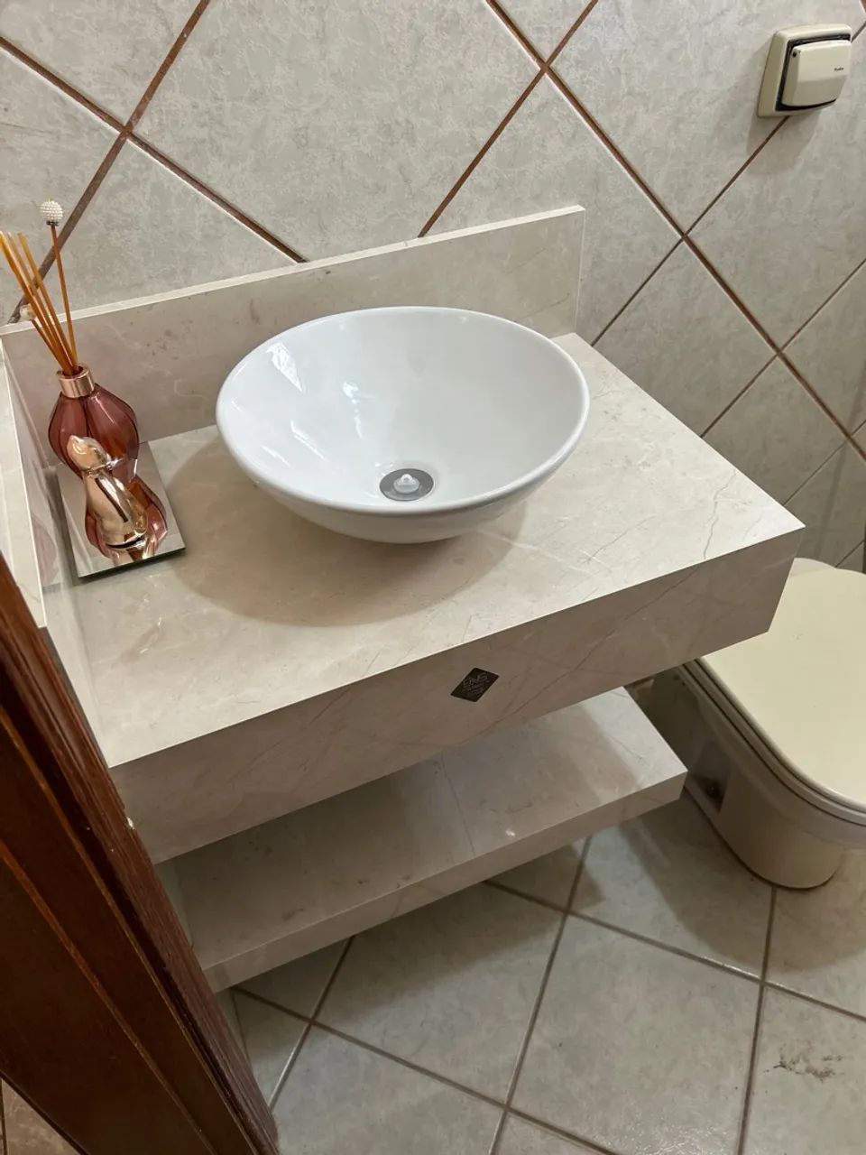 Lavatório porcelanato