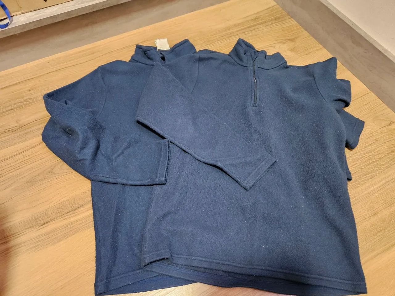 2 blusas de fleece azul escuro infantil - Foto 2