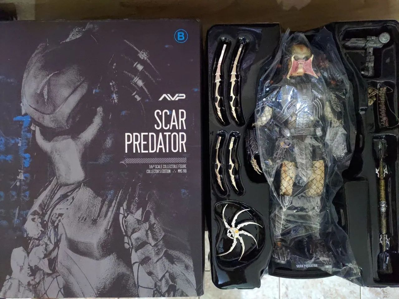 Predator scar avp Alien vs Predador 32cm - Hobbies e coleções