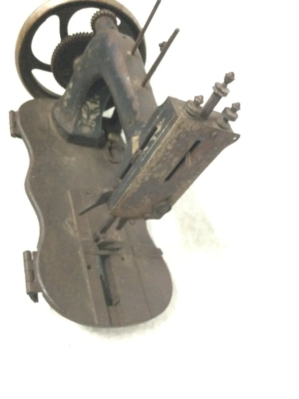 maquina de costura antiga - Foto 3