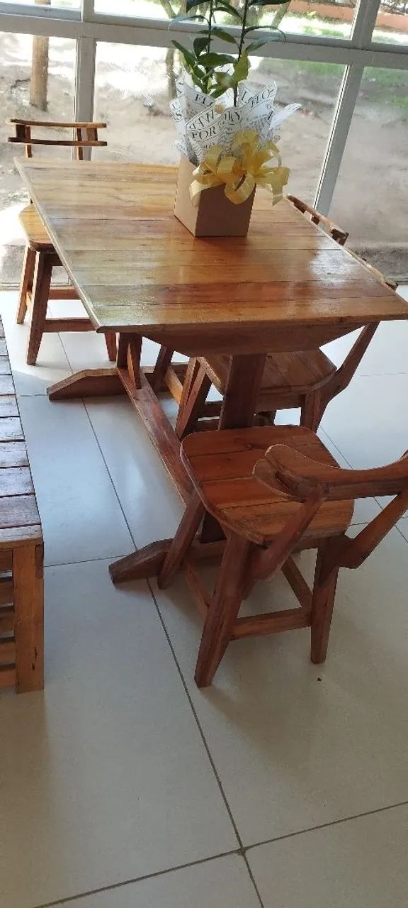 Conjunto de Mesa e Cadeiras de Madeira Rústica - Foto 2