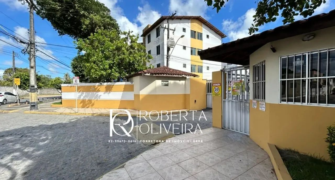 Bernardo Oiticica vendo apartamento 2/4 nascente ventilado na rua por trás loja Carajás
