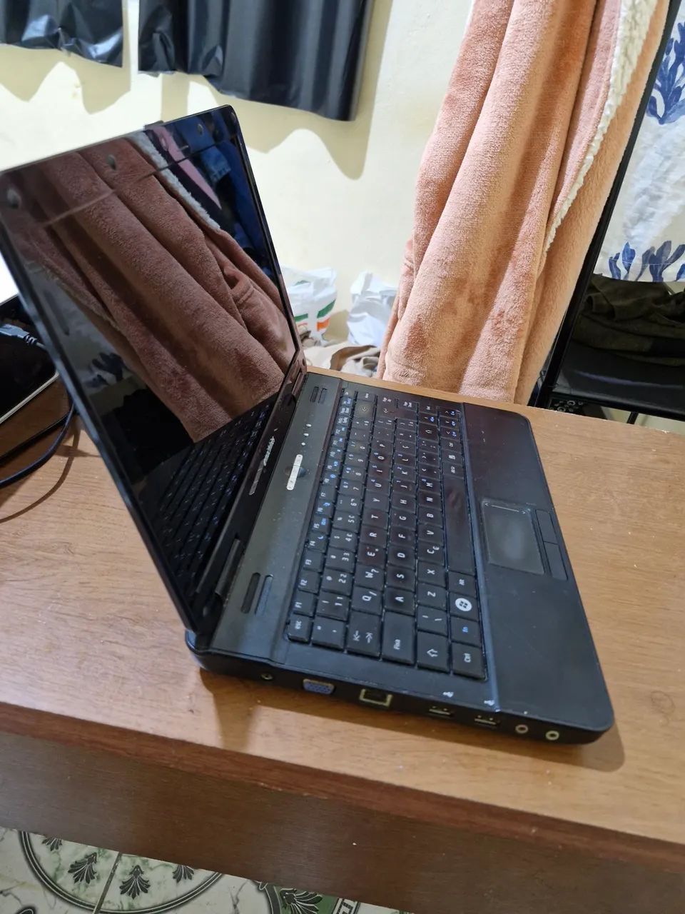 Notebook E-machines 4gb RAM64308008774145122