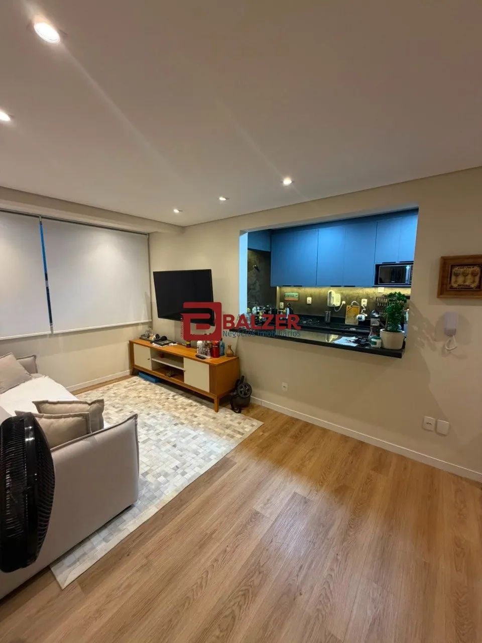 Apartamento 2 dormitórios com garagem