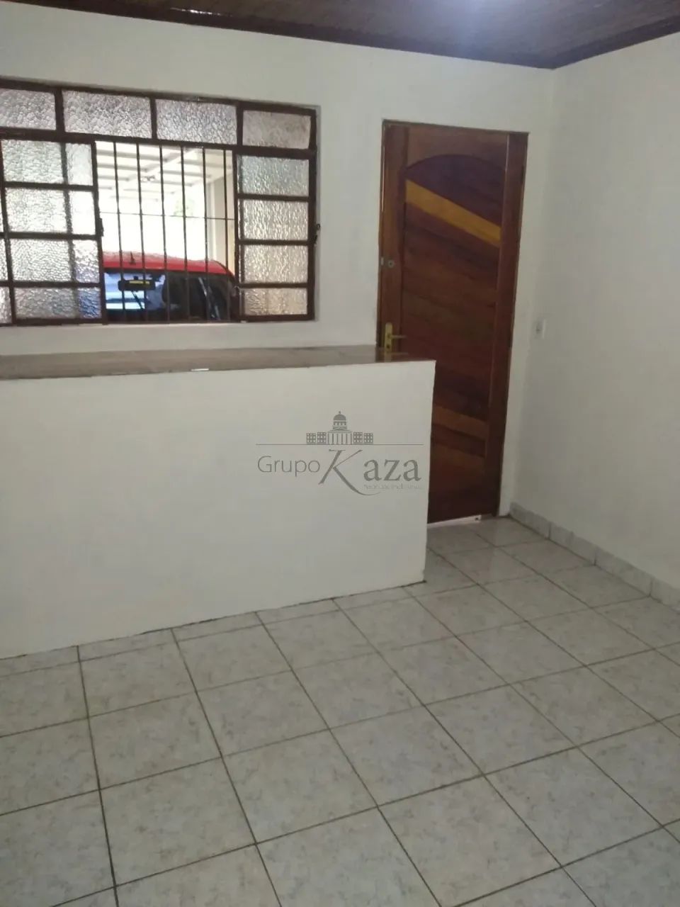 Oportunidade - Casa - Centro - 2 Dormitórios - 100m² - Estuda Permuta.