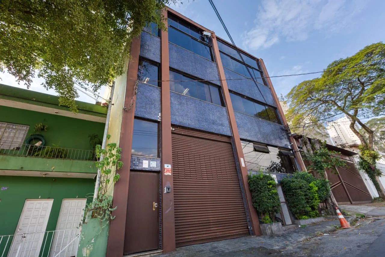 Prédio comercial na Rua Damião da Silva, 222  781 m² - Foto 2