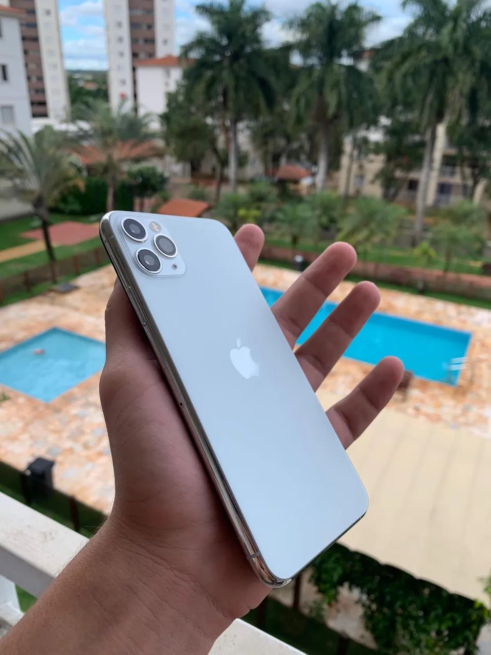 iPhone 11 PRO MAX 