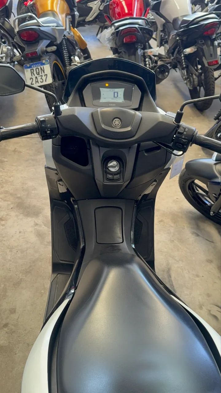 YAMAHA NMAX 160 2022 - Foto 3