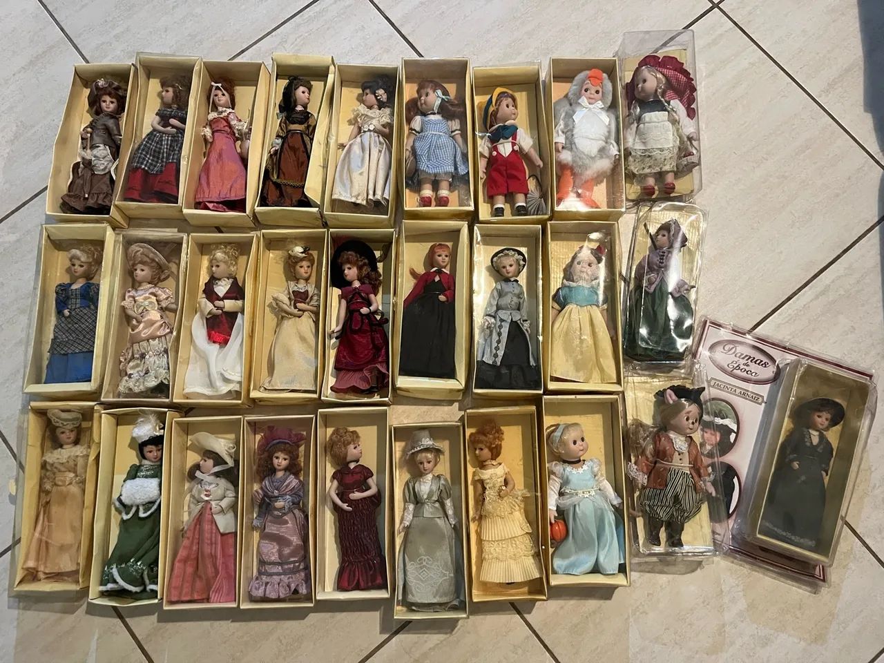 Boneca Dama de Época - Cinderela - Foto 3