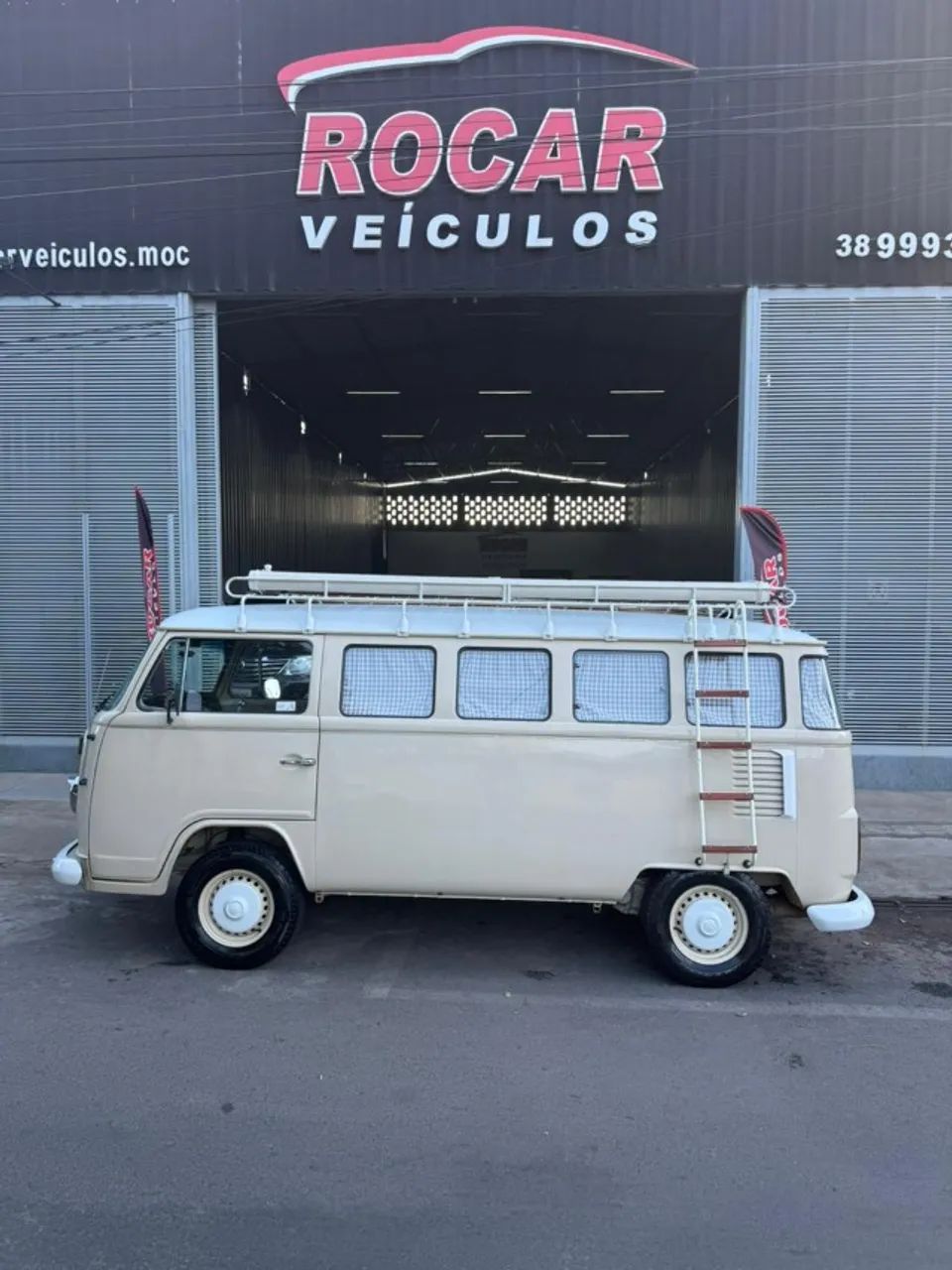 Volkswagen Kombi Standard/ Luxo/ Serie Prata 1994