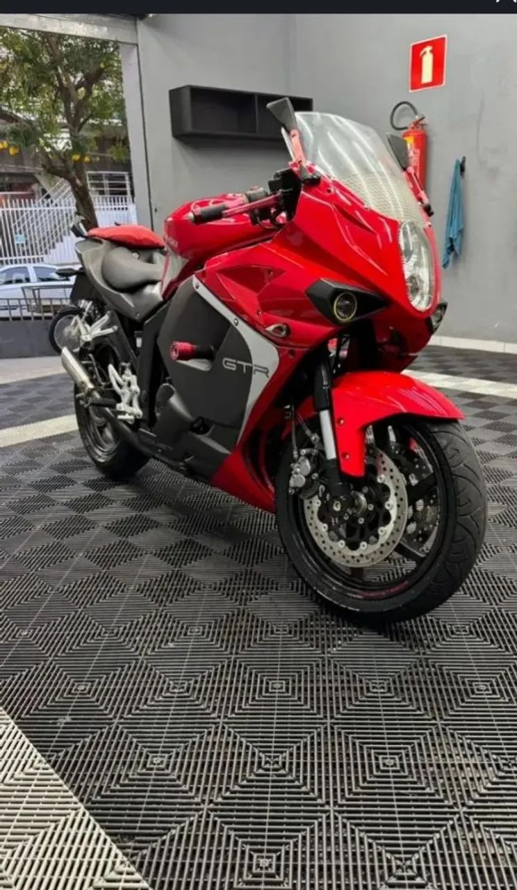 Vendo comet GTR  - Foto 2
