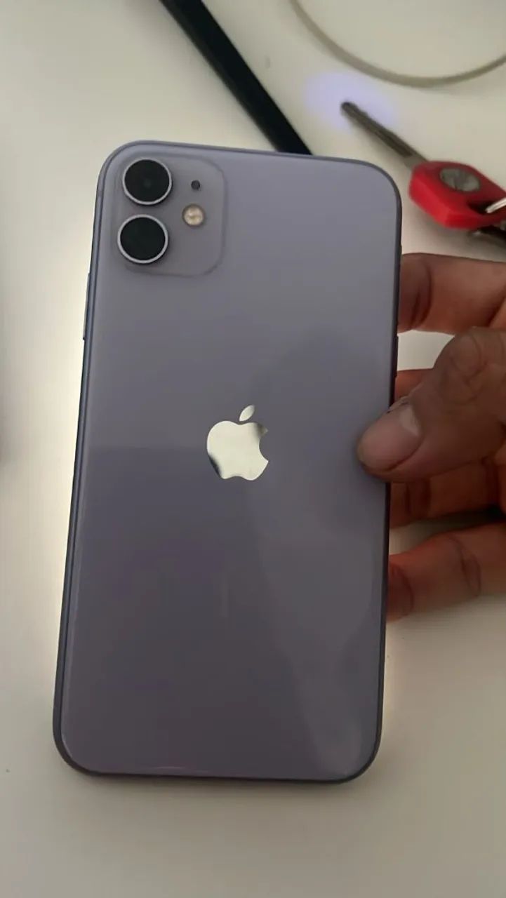 IPHONE 11 64 GIGAS