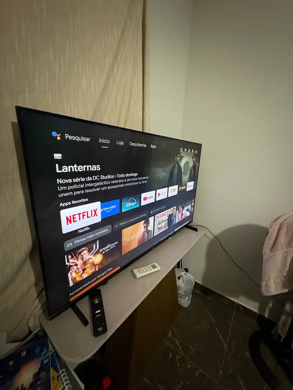 Vendo essa televisão 55 polegadas sem defeito nenhum Philips - Foto 2