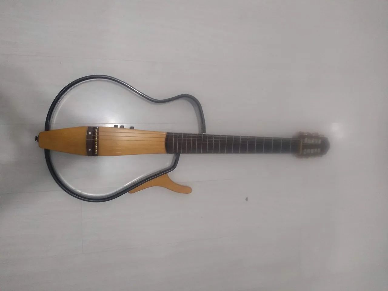 Violão Yamaha Silent 100 nylon