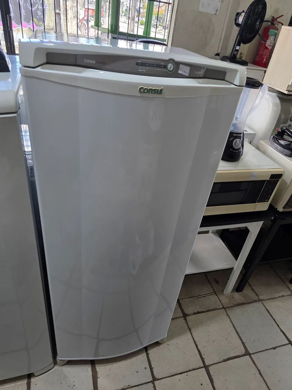 Geladeira cônsul funcionando perfeitamente 