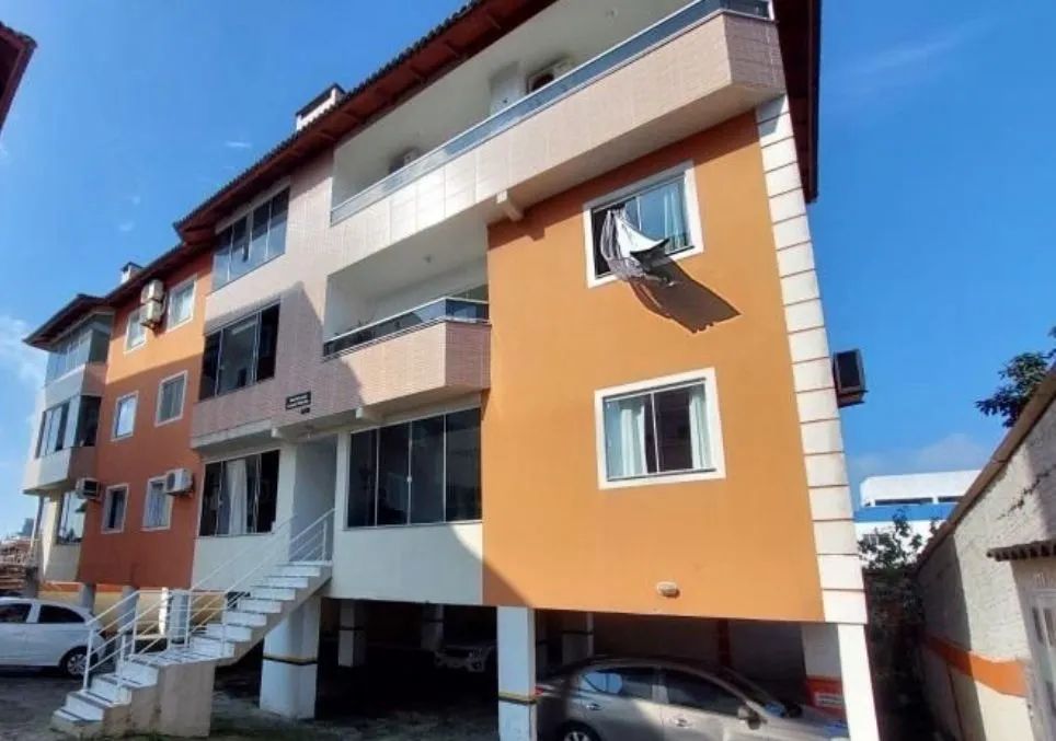 Ótima oportunidade! Cobertura com 2 dormitórios + terraço no Bairro dos Ingleses