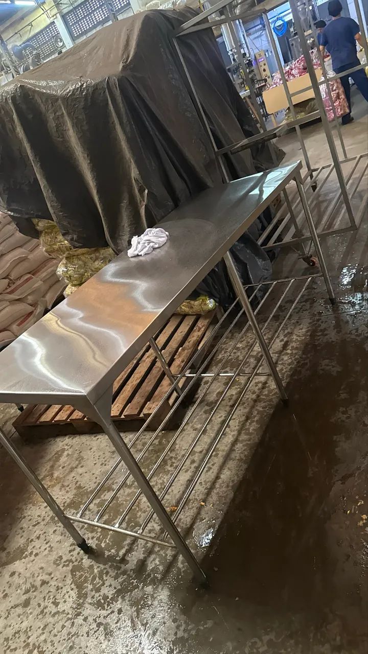 Mesa de inox grande reforçada - Foto 3