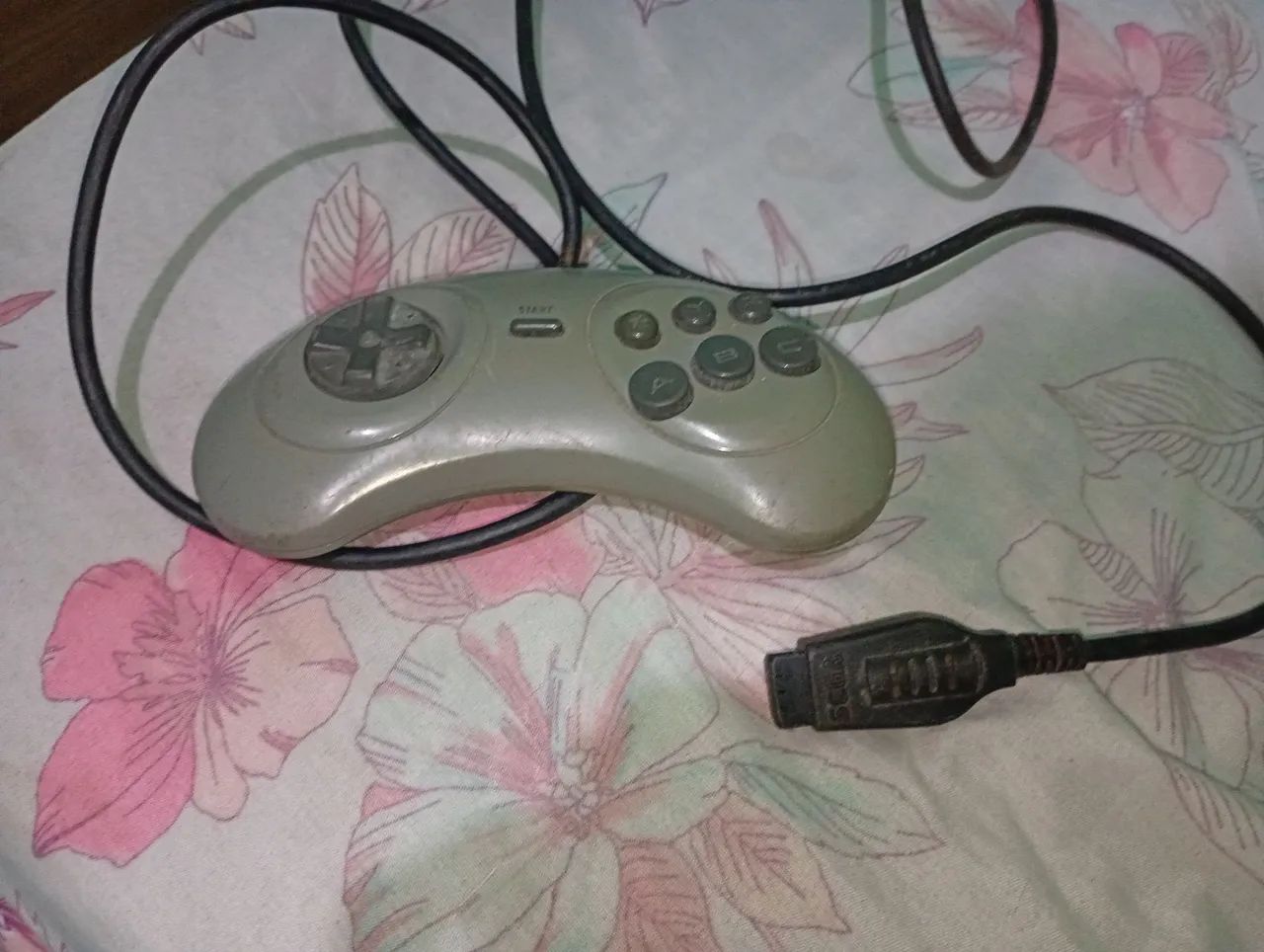 Controle original de mega drive