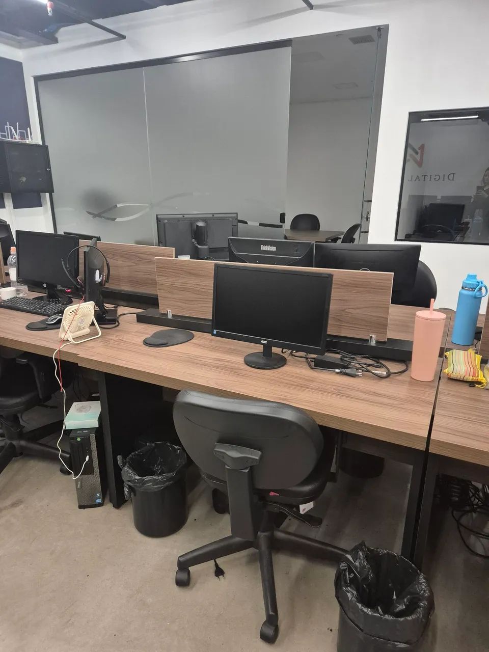 Estações de Trabalho - Foto 3