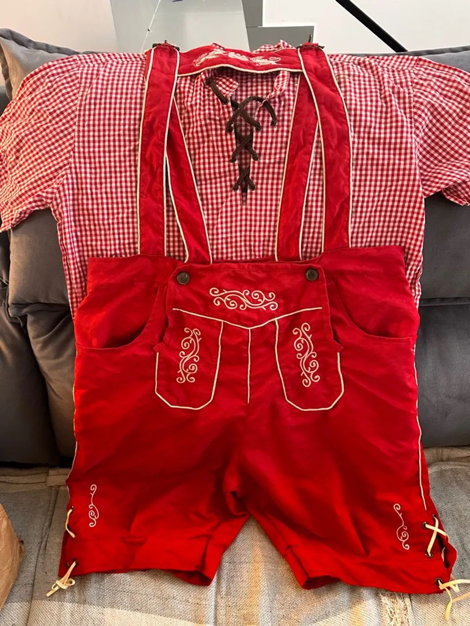 Vendo roupa Oktoberfest 
