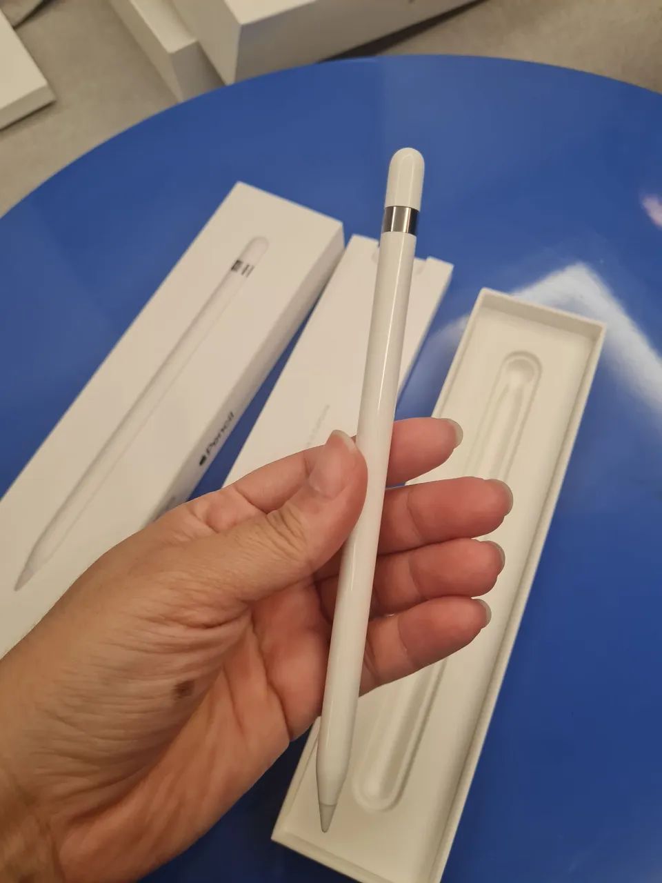 Ipad 8Gen + Apple Pencil + Keyboard  - Foto 3