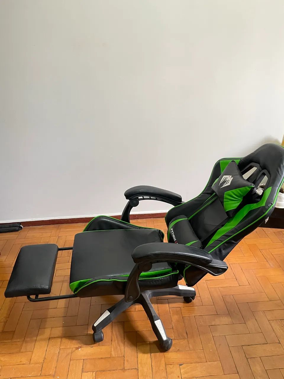 Cadeira Gamer Python Fly X12 Pro Preto/Verde - Foto 2