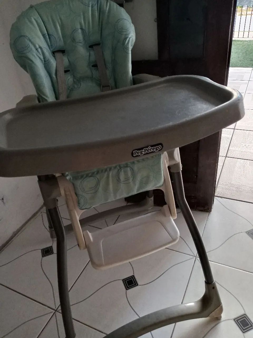 Cadeira de alimentação  - Foto 2