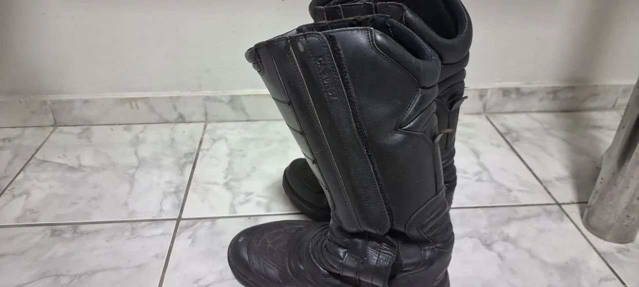 Botas Kallucci cano longo couro legítimo  - Foto 4
