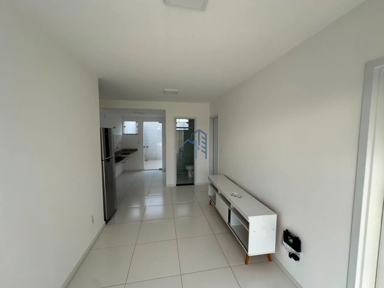 APARTAMENTO COM 2/4 SENDO UMA SUÍTE - Foto 3