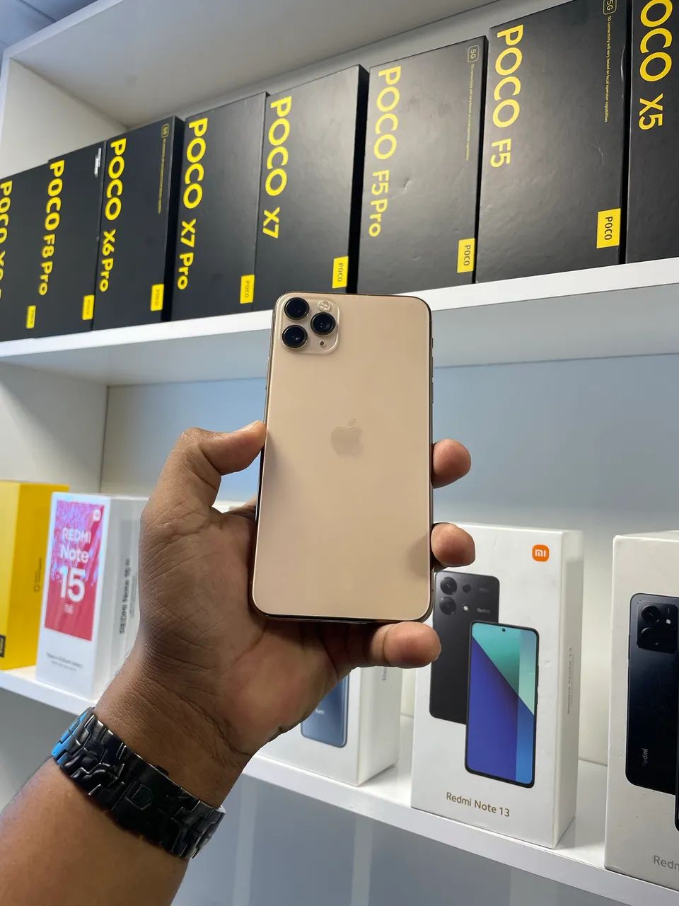 IPHONE 11 PRO MAX 256GB - Foto 3