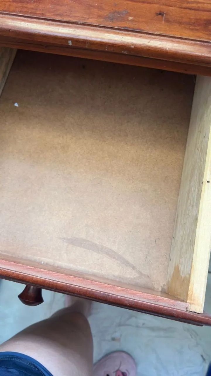 Vendo cômoda em madeira - Foto 2