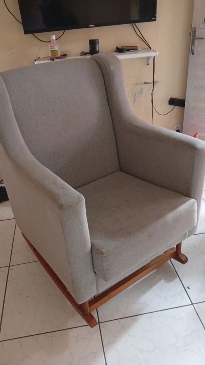 Poltrona de amamentação+puff