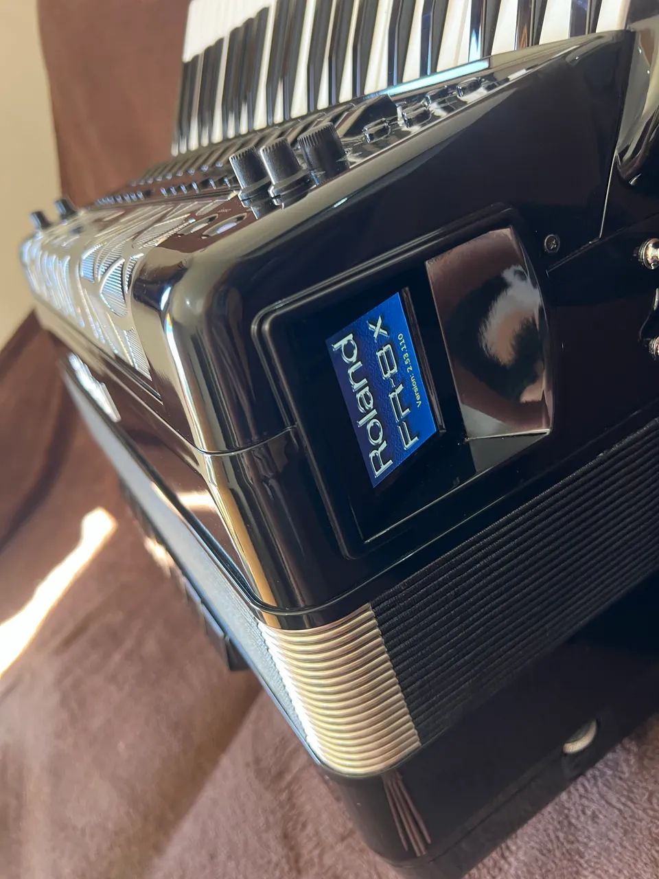 ACORDEON ROLAND FR8X - Foto 4