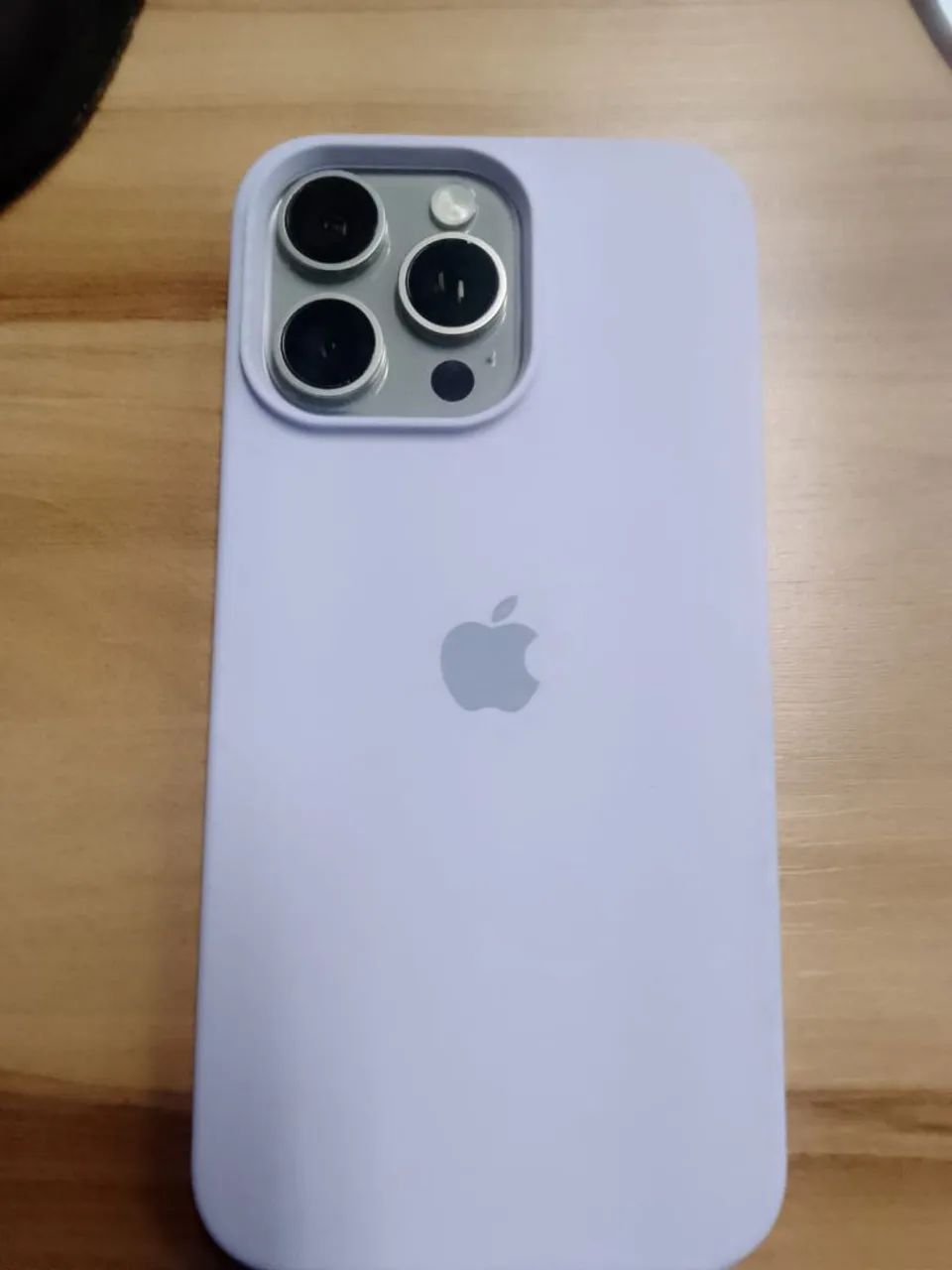 iPhone 15 Pro Max - Foto 2