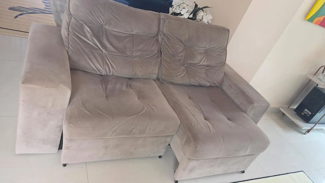 Vendo Sofá luxuoso de 2 lugares reclinavel e retrátil - Foto 4