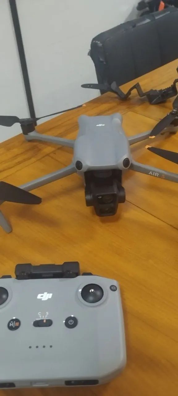 Drone DJI Air 3 | 2 Câmeras 48MP | 4K | Tele 3x | 1 Bateria - Foto 3