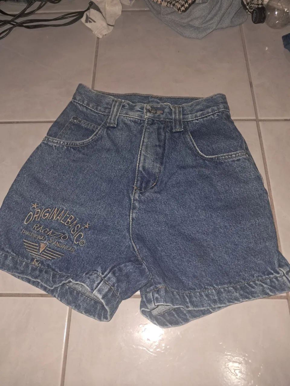 roupas usadas baratas semi novas - Foto 3