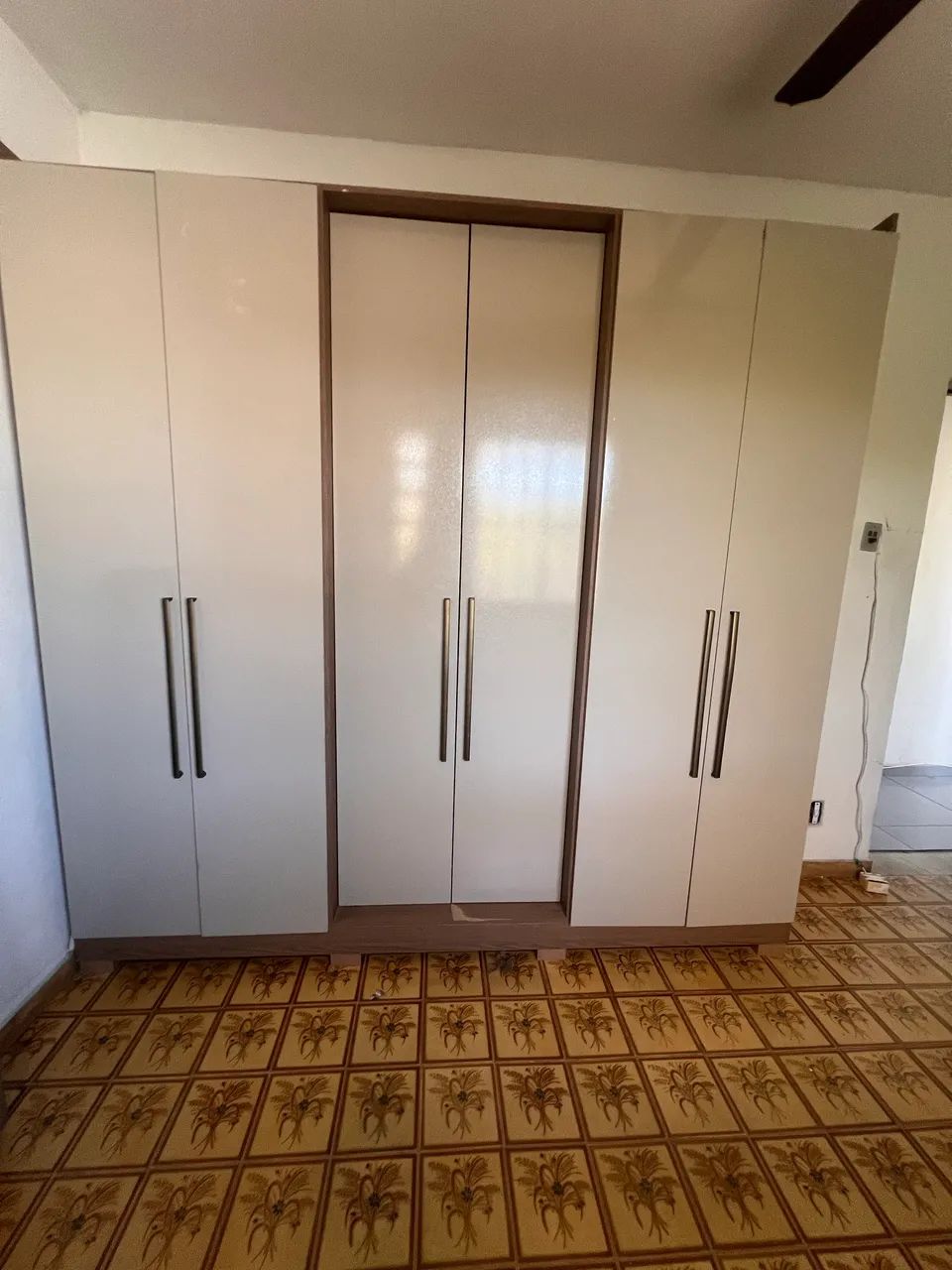 Vendo guarda-roupa  - Foto 3