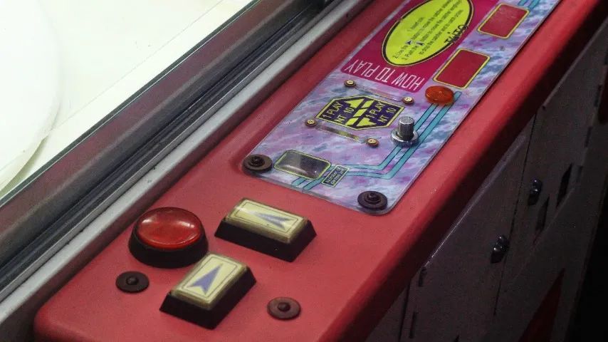 Grua (Dupla 2X) Para Bicho de Pelúcia TAITO (Vending Machine) - Foto 3