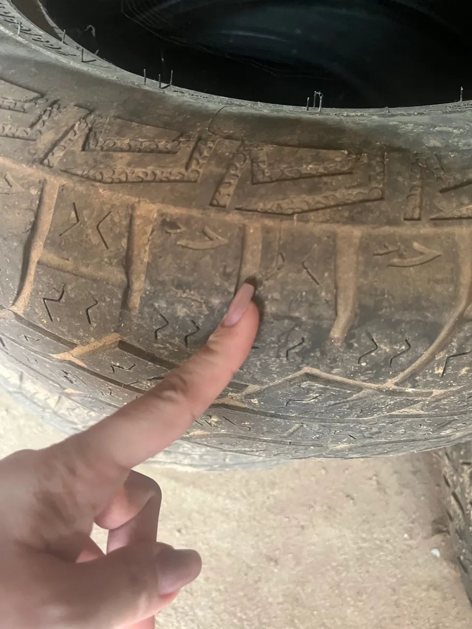 Pneus 265 R17  - Foto 2