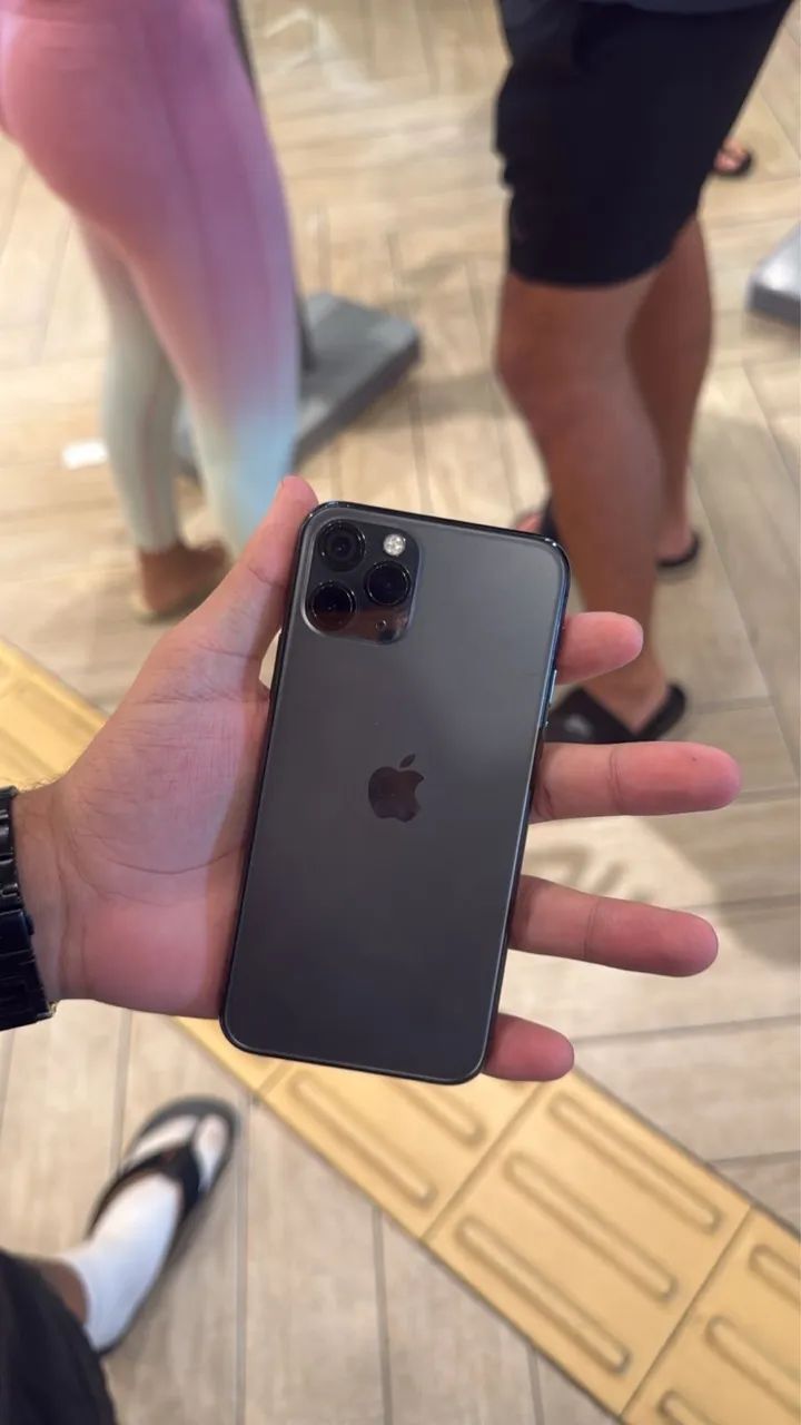 Iphone 11 pro - 256gb - Celulares e Smartphones - Jardim Oceania