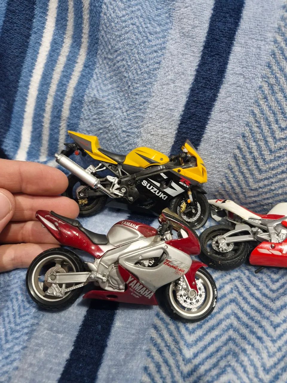 3 motos miniatura - Foto 2